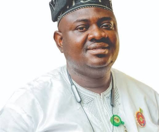 Hon Popoola’s Death Huge Loss To Humanity -Senator Balogun