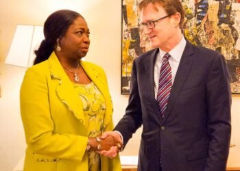 UK Grants 430,000 Visas To Nigerians