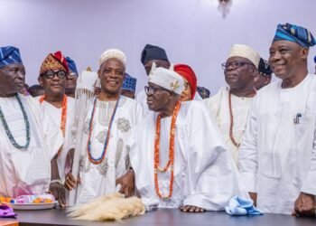 Oba Olakulehin Performs First Official Duty As Olubadan