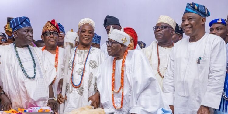 Oba Olakulehin Performs First Official Duty As Olubadan