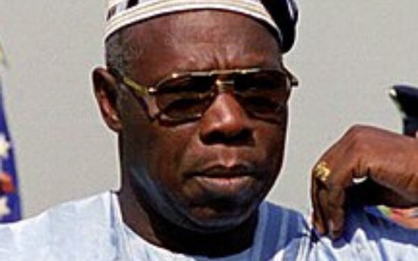220px-Olusegun_Obasanjo_DD-SC-07-14396-cropped_copy_600x686 - Newscoven Presidency Fires Back At Obasanjo: You're Not An Ideal Leader To Emulate