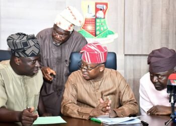 Makinde Approves ₦80,000 Minimum Wages For Workers •Consolidates NBS Rating