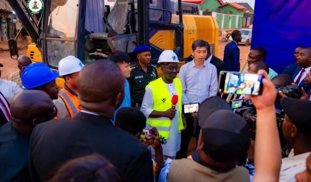 Utteh Palace Road-20241210-WA00111_copy_640x415 - Newscoven Okpebholo Flags Off 4.7km Utter Palace Road