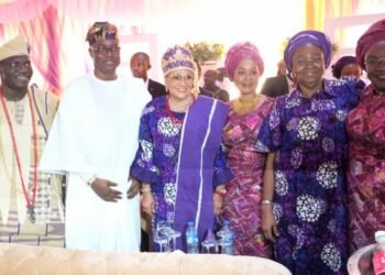 Olugbon 'Drags' Makinde, Abiodun, Lawal, Others To Orile-Igbon For Mother's Burial