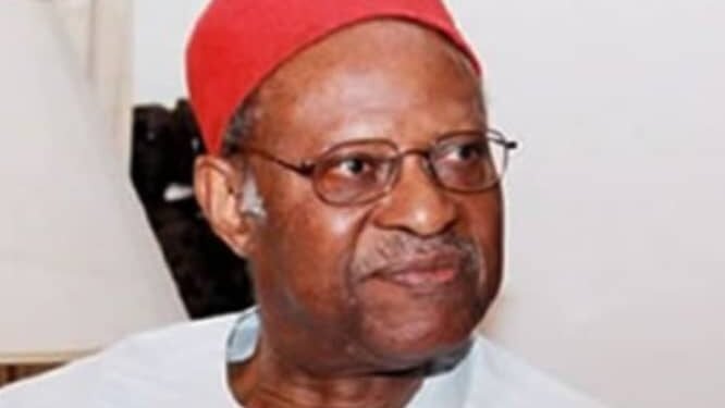 Anyaoku Inaugurates Committee For New Constitution