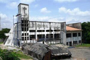 Oyo-Government-House-Chapel_copy - Newscoven Oyo State Government House: From Seat Of Power To Rodent, Snake Den (PHOTOS)