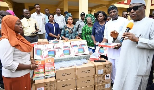 Oyo-Deputy-Goverjor-Lawal-Training-18000-Teachers_copy - Newscoven Makinde Flags Off Training Of 18,000 Teachers •Distributes Tablets, Teaching Materials