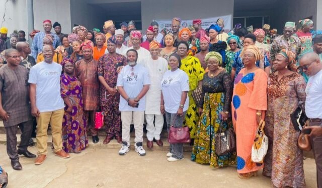 Oyo Government Bans “Sign Out” Celebrations In Schools