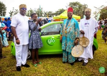 Globacom_Ofala_Car_Winner_copy_632x407 - Newscoven Globacom Gifts Subscribers Car, Other Prizes At Ofala Festival