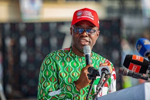 Oyo-Governor-Makinde_copy_500x333 - Newscoven PDP Crisis: Why I’m Fighting Wike -Makinde