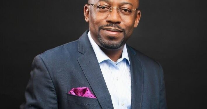Dr-David-Ikudayisi_copy_709x571 - Newscoven Ikudayisi Counsels Governments, Nigerians On Brain Drain, Regenerative Medicine