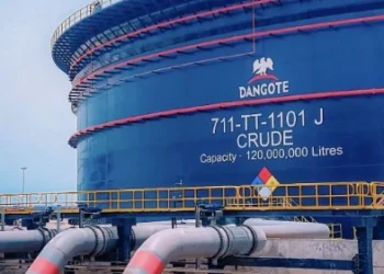 Dangote-Refinery_copy_525x281_1_1 - Newscoven #GlobalOilPrice Debate: Nigerians Applaud Dangote Refinery’s Role In Easing Local PMS Supply Pressure
