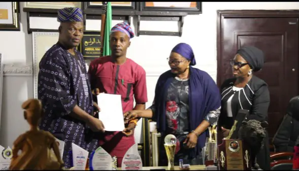 Oyo Govt Signs MoU With LCDA On Iyake Suspended Lake