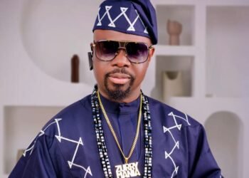 Inauguration Of Ibadan Community Guards: Ajibola, Mogaji-Designate, Congratulates Olubadan