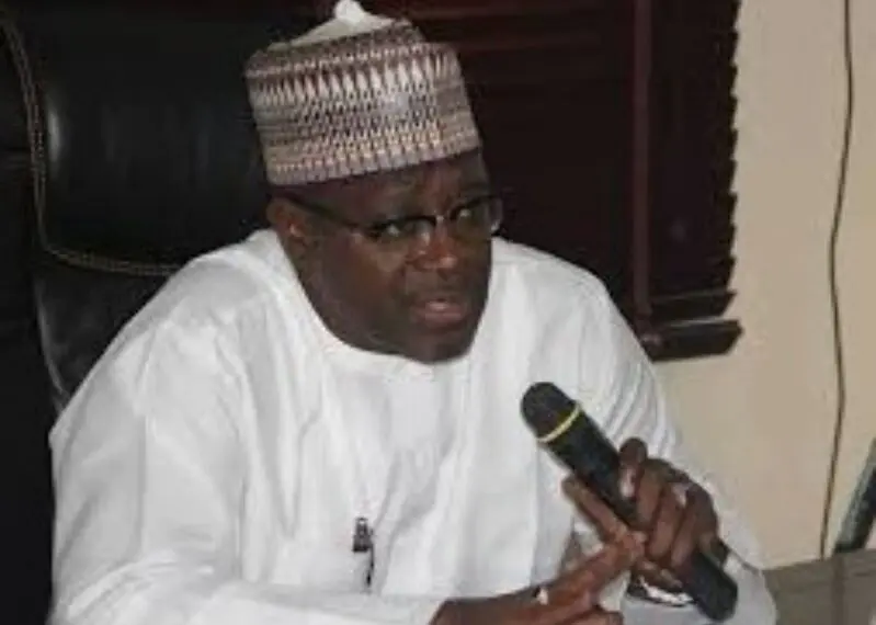 Is'haq Modibbo Kawu: 200 Essays Celebrating 50 Years Of Media Professionalism; 1977-2027