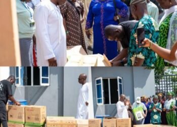 Sanusi Donates Solar-Powered Streetlights To Ona Ara Community