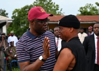 Abducted Pupils, Teachers: Makinde Meets Families, Assures Of Victims' Safe Return