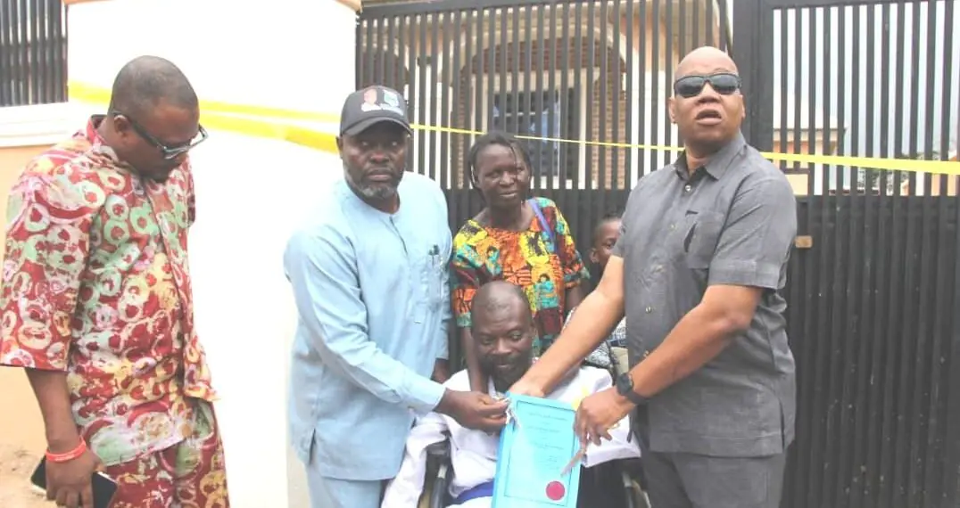 Makinde Hands Over House Key, Wheelchair To Oluwadaisi Chesire
