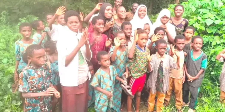 SEE VIDEO: Makinde Confirms Release Of Abducted Oriire School Pupils, Teachers